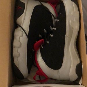Jordan 9 Retro(GS)
Johnny Kilroy